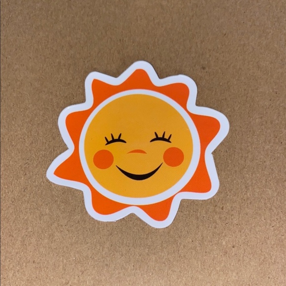 🌈20/$12🌈 Smiling Sun Sticker